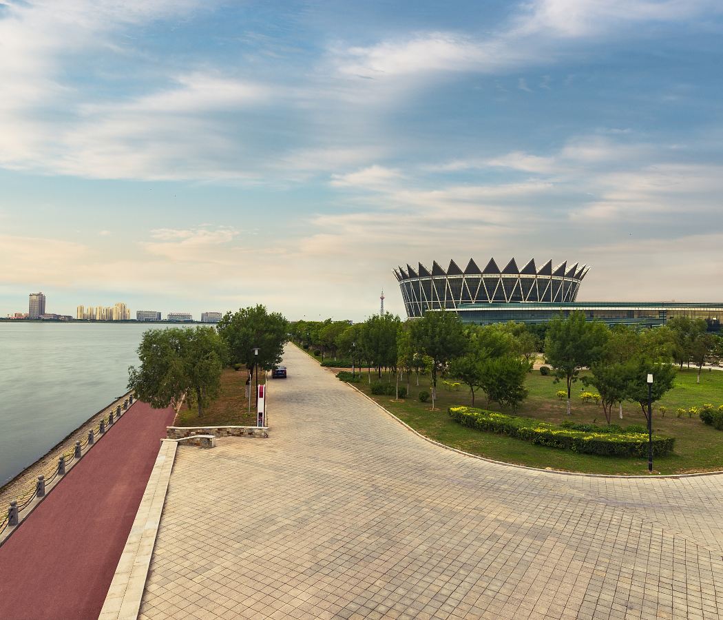 Yingkou Institute of Technology