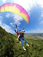 雲霧嗨庫滑翔傘飛行基地