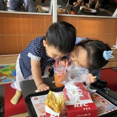 KEN DE JI NA LI DA RUN FA DIAN User Photo