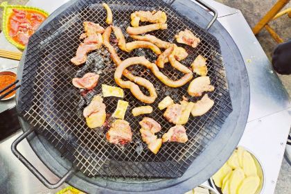 巨龙特色火盆烧烤