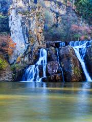 Maolan Waterfall