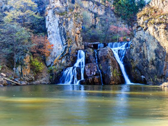 Maolan Waterfall