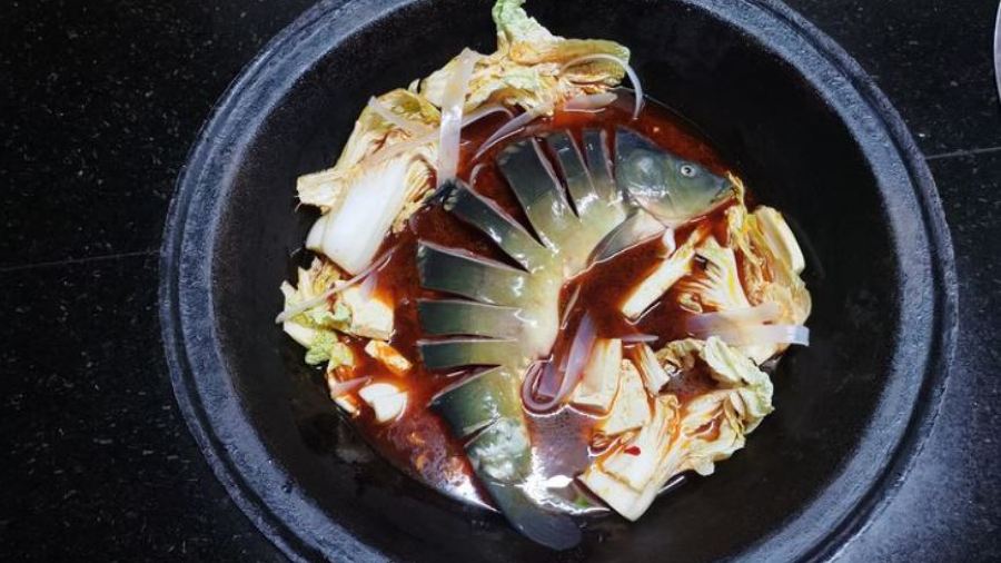 东北人家铁锅炖