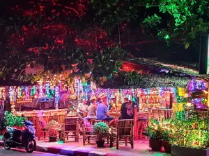 Ketum Bar Samui