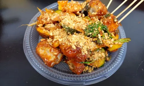 Kam Long Ah Zai Curry Fish Head