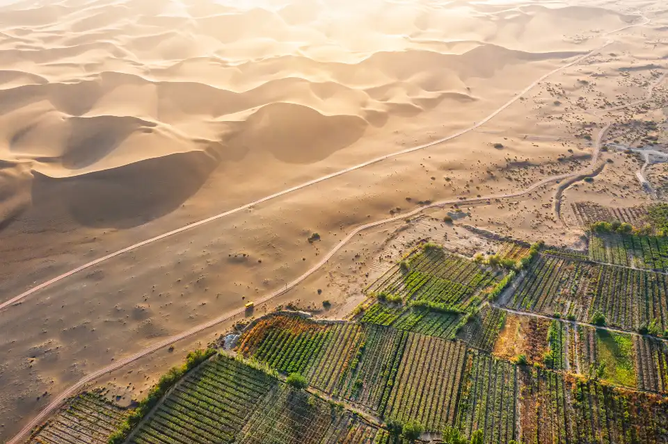 3_Kumtag Desert