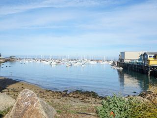 Direct flight from Fullerton to Monterey tickets