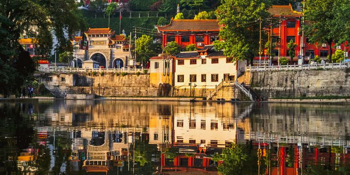 Xiang Mountain Temple