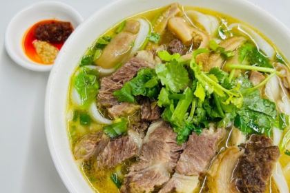 DI YI WEI NIU NAN HUO GUO FEN DIAN