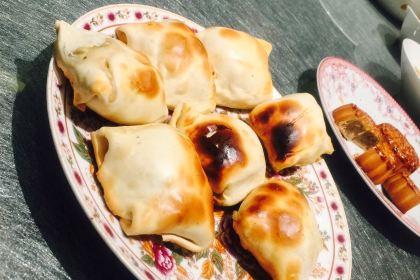 納瓦新疆音樂餐廳（銀都店）