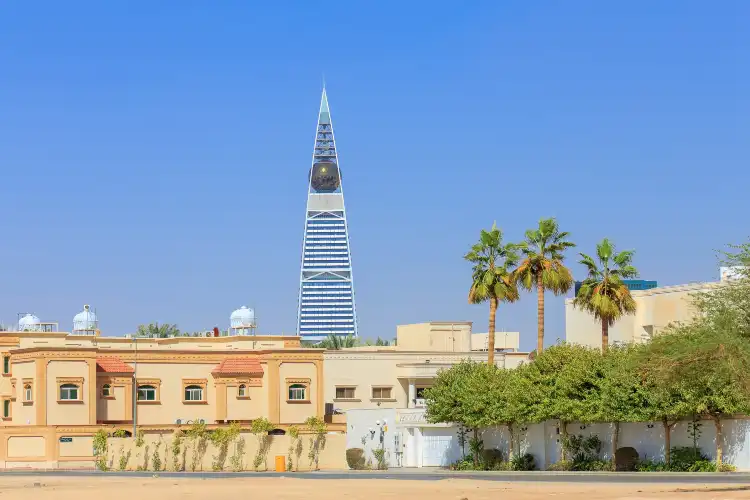 Hotels near Al Faisaliah Tower
