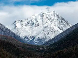 야라 설산 전망대