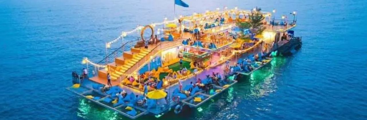 Tappia Floating Cafe Pattaya