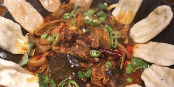 秦巴故裡粗菜館