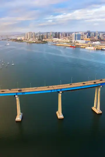 Hotels near Coronado Bridge