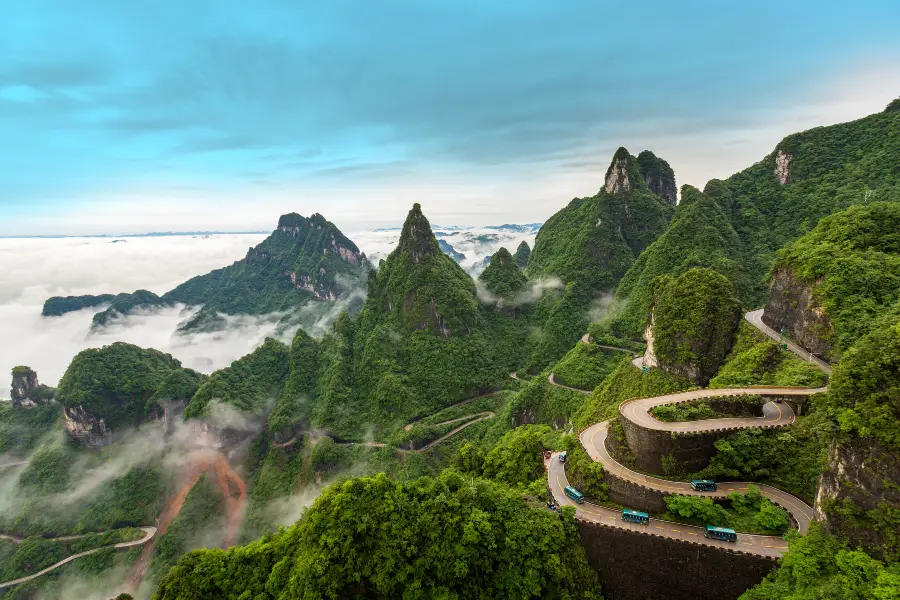 Tianmen Mountain Heaven-Linking Avenue