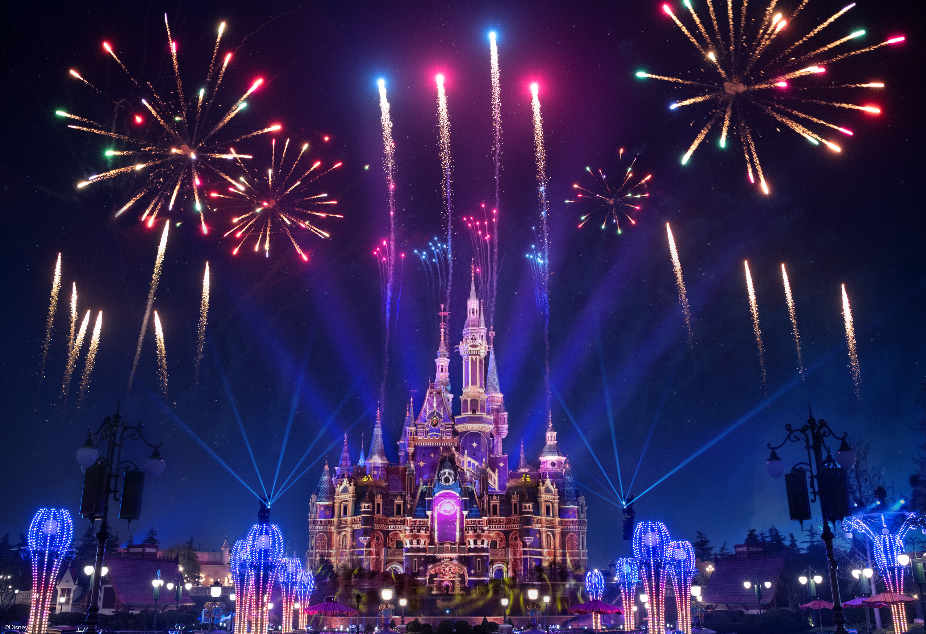 Shanghai Disneyland Fireworks Show Time
