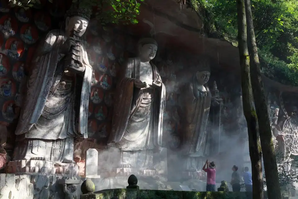 3_Dazu Rock Carvings