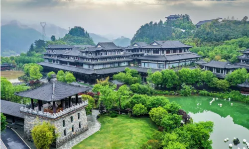 根宮佛國文化旅遊區