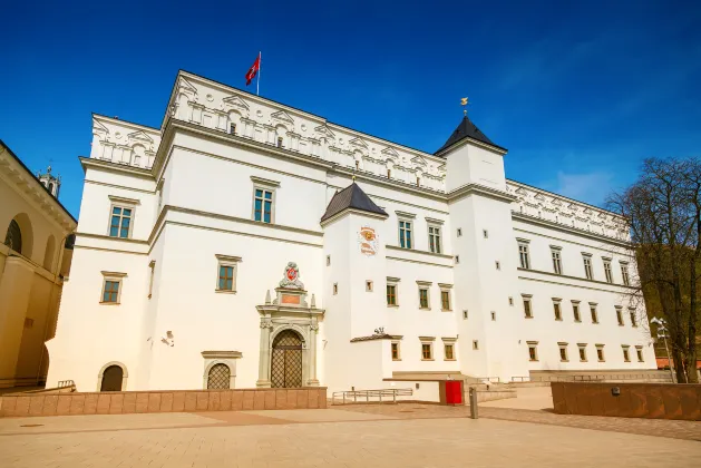 Hotels near Vilnius Museum of Illusions