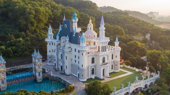 Longfeng Villa Video Resort