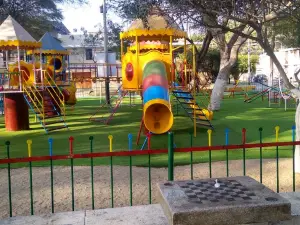Парк Мигель Кортес