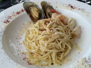 Suasana Suites Cafe