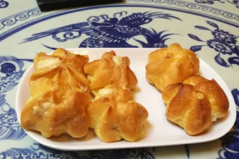 Taste Better Original One Bite Durian puff