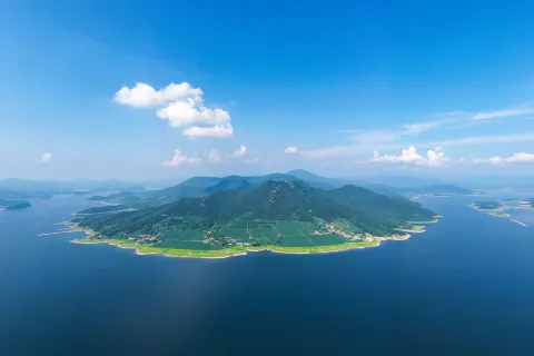 Songhua Lake Scenic Spot (Jilin)