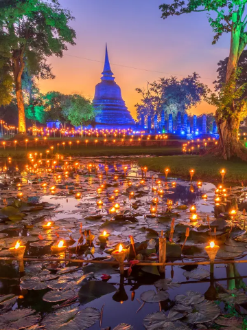 Sukhothai Loy Krathong and Candle Festival | Sukhothai