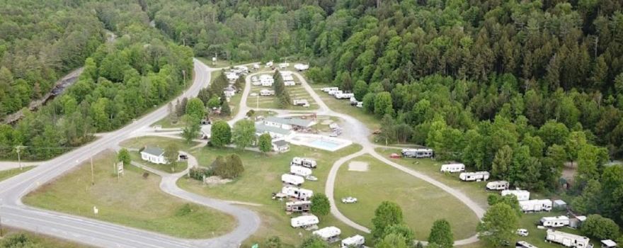 Twin River Campground & Cottages