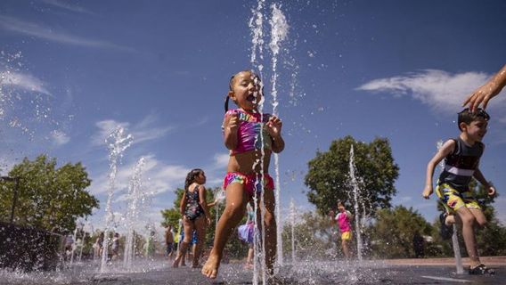 Splash Pad at North Domingo Baca Park