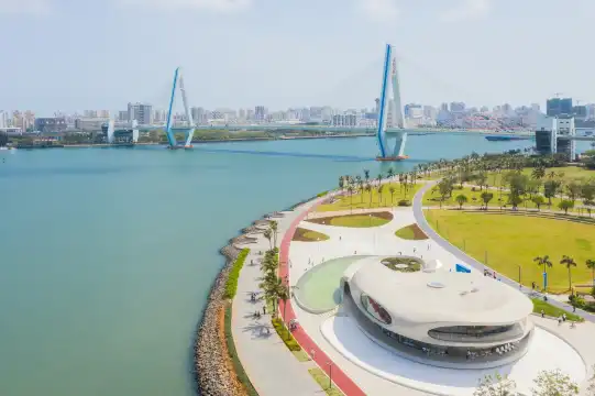 Hotels near Century Park