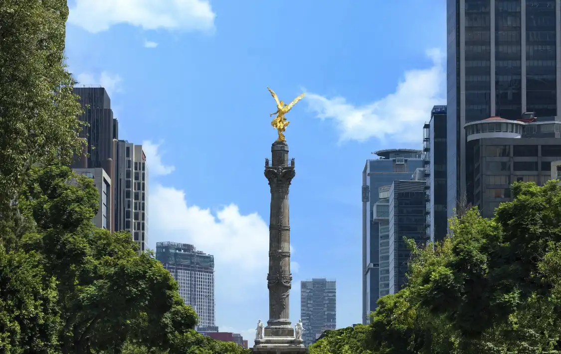 Hotels near The Angel of Independence