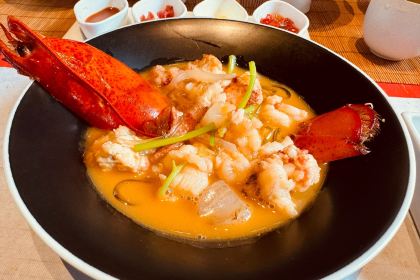 鲤院·新中式美学·庭院餐厅(夫子庙店)