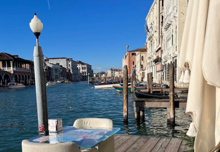 Venice - CAPITALS OF ART ヴェネツィア Venice M'Artのおすすめメニュー・口コミ・営業情報（-ヴェネツィア