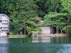 Kinrin Lake