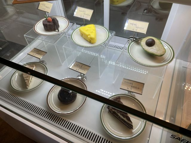 공리단길 크로플 맛집 “빔블커피”