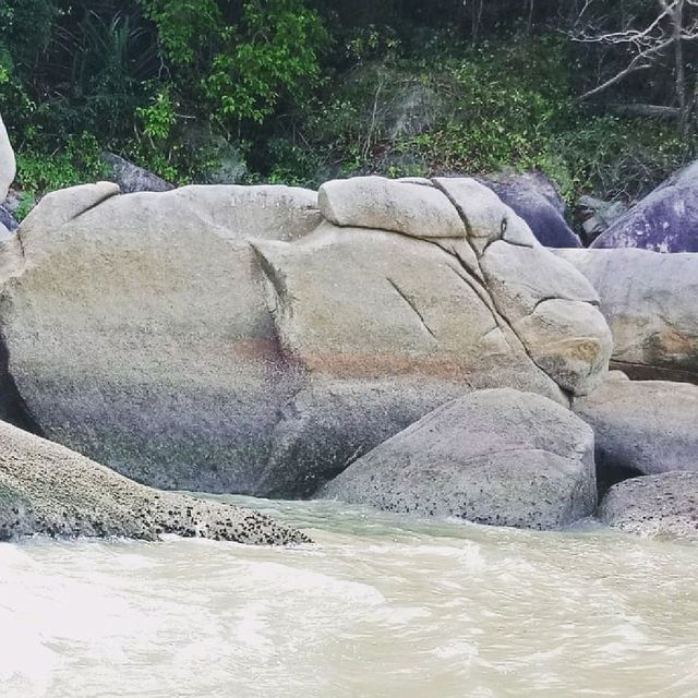 Karachut Beach