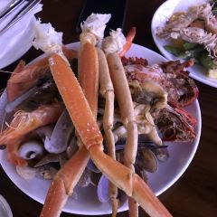 Oriental Pearl Sky Revolving Restaurant User Photo