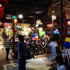 乡里乡亲·乡村主题餐厅(志玲路店) User Photo