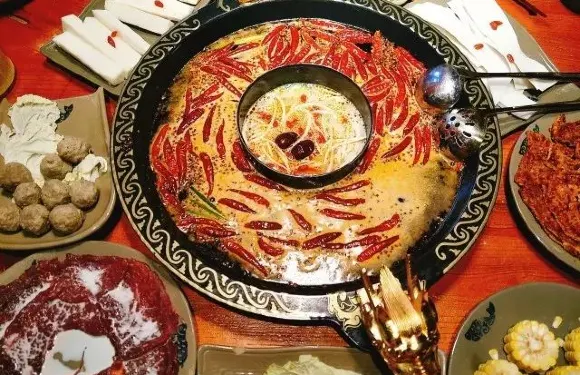 Zi Wei Yuan Steamboat