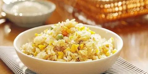 Chan Siew Heng Claypot Chicken Rice 陳少卿瓦煲雞飯