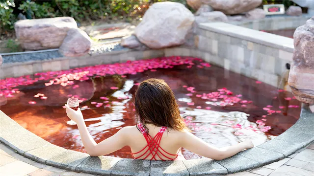 2_Lushang Zhichunhu Hot Spring