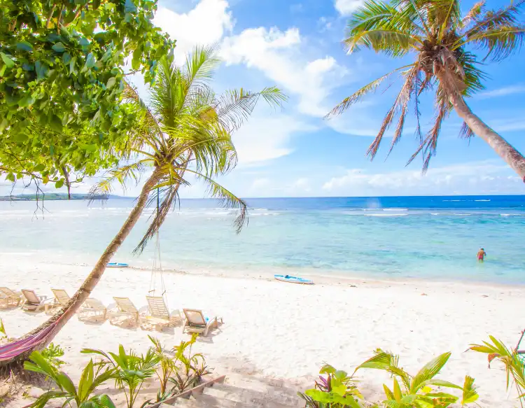 Hoteles cerca de Mantanani Islands