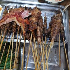 黄二烧烤小天鲜串吧(学院路店) User Photo