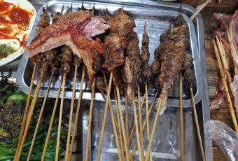 黄二烧烤小天鲜串吧(学院路店) User Photo