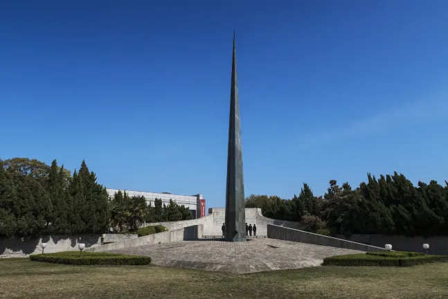 Отели рядом с достопримечательностью «»