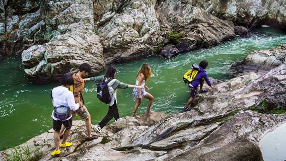 Rainforest Hiking in Baoting