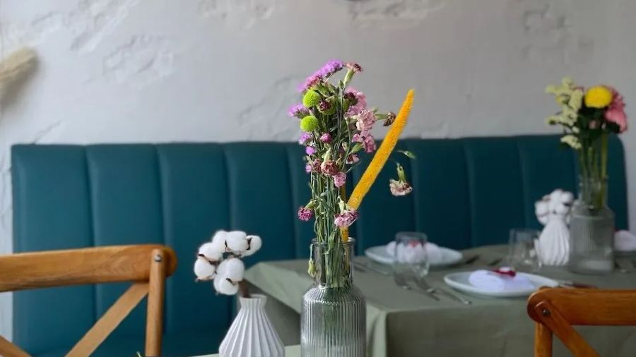 Le Coquin Bar Bistro